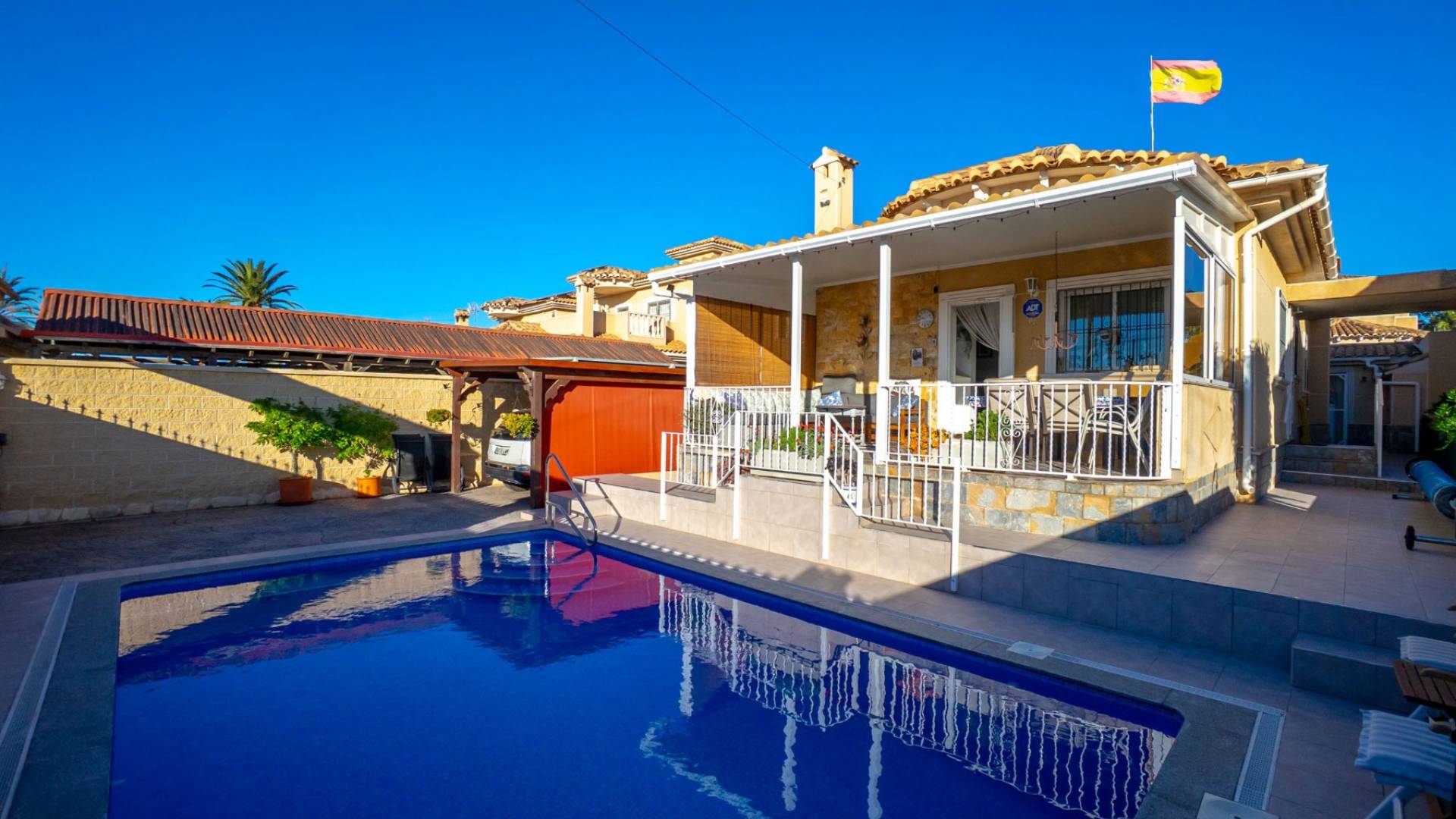 Gebraucht - Villa - freistehend - Torrevieja - 