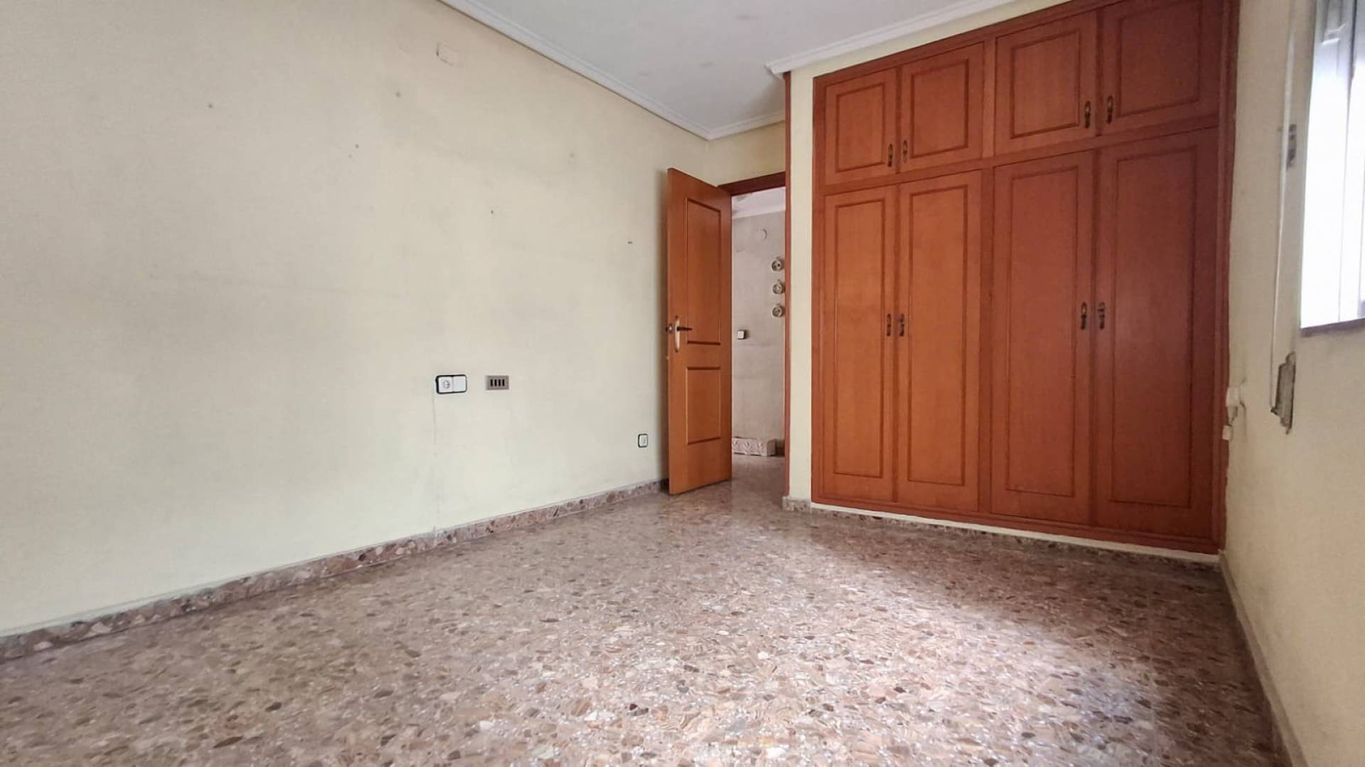 Gebraucht - Wohnung / Maisonette - Orihuela - Zona Centro