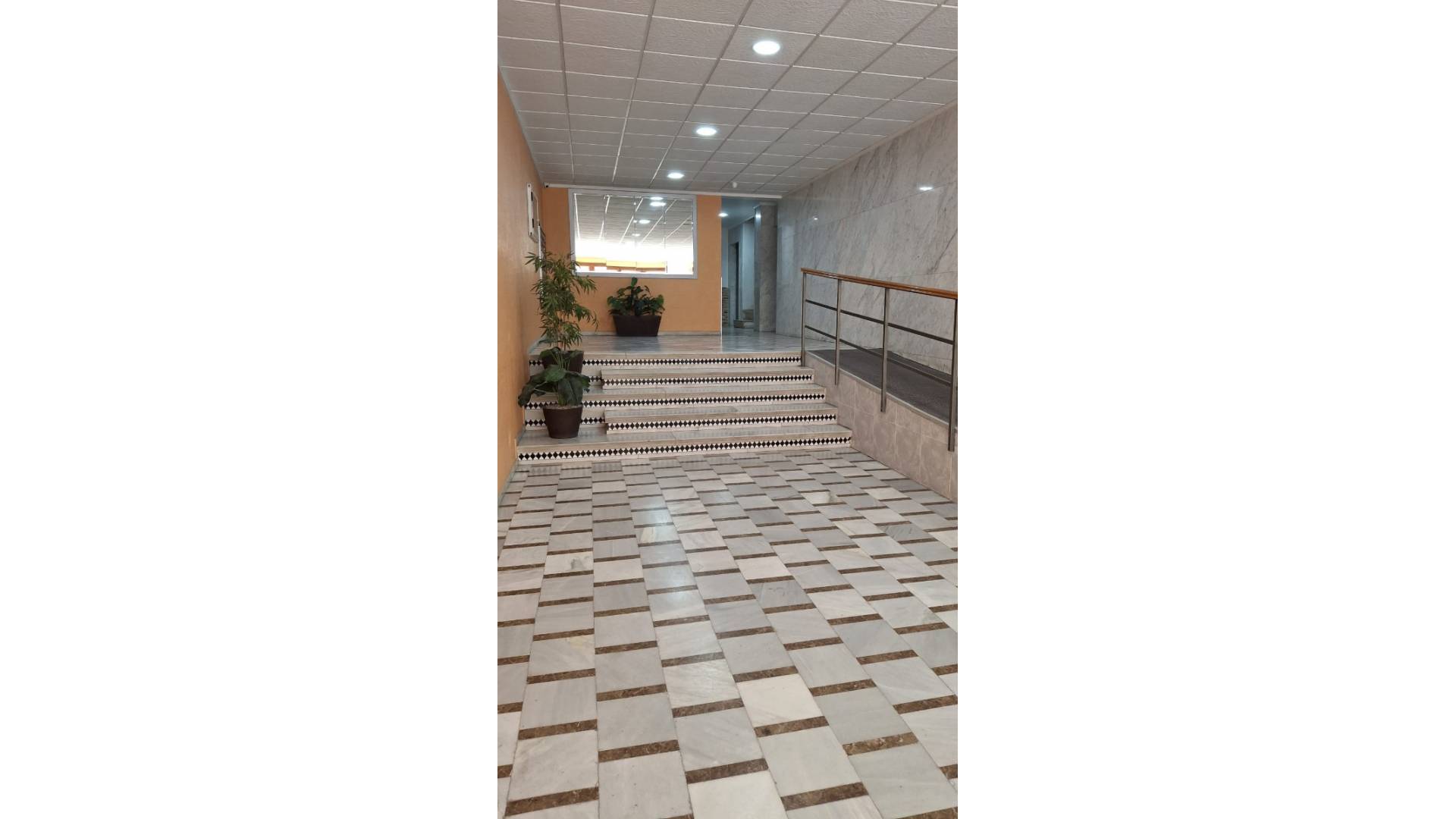 Gebraucht - Wohnung / Maisonette - Torrevieja - Playa Acequion