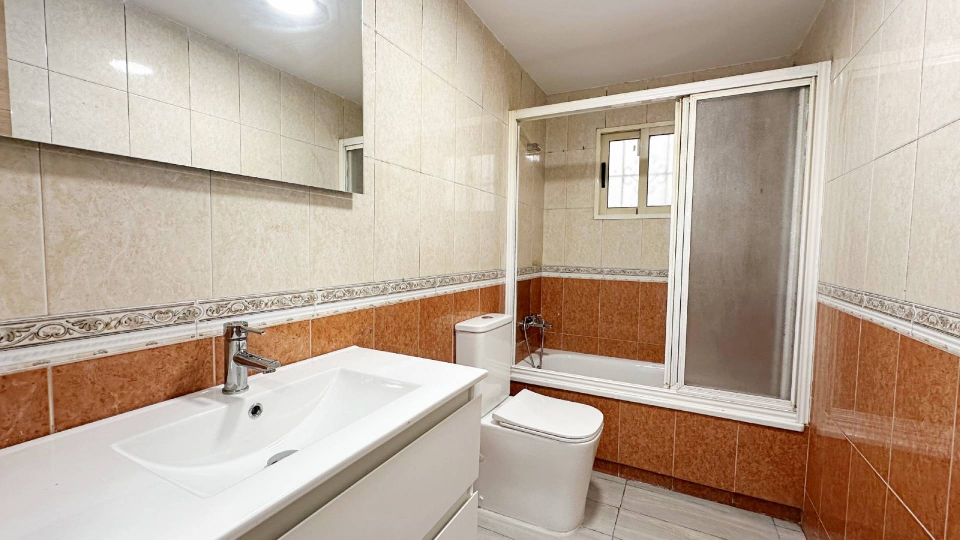 Gebraucht - Wohnung / Maisonette - Torrevieja
