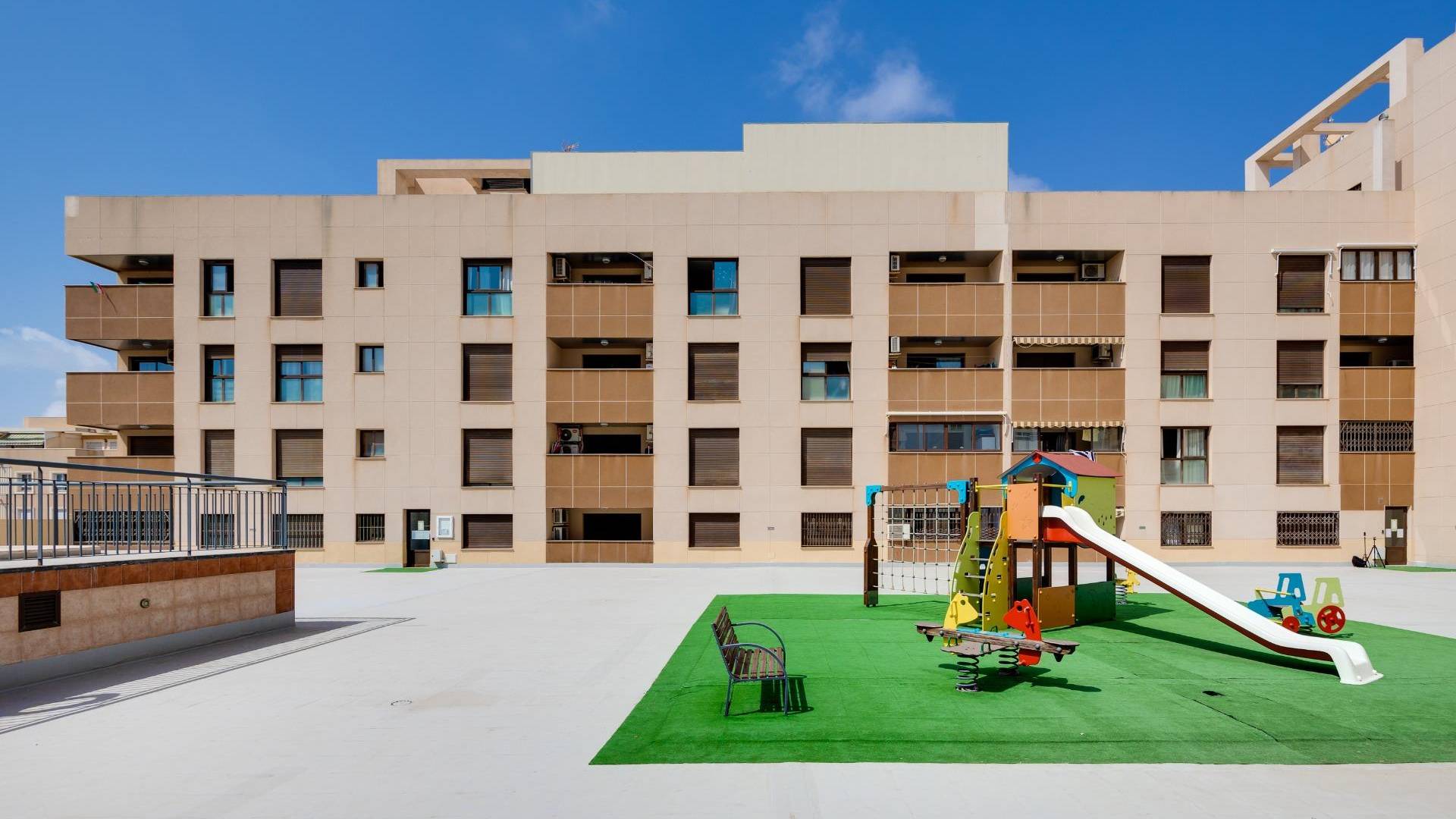 Gebraucht - Wohnung - Torrevieja - Estacion de autobuses