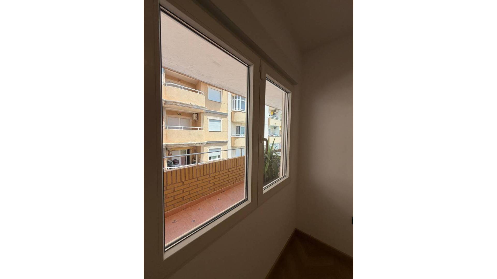 Gebraucht - Wohnung - Torrevieja - Estacion de autobuses