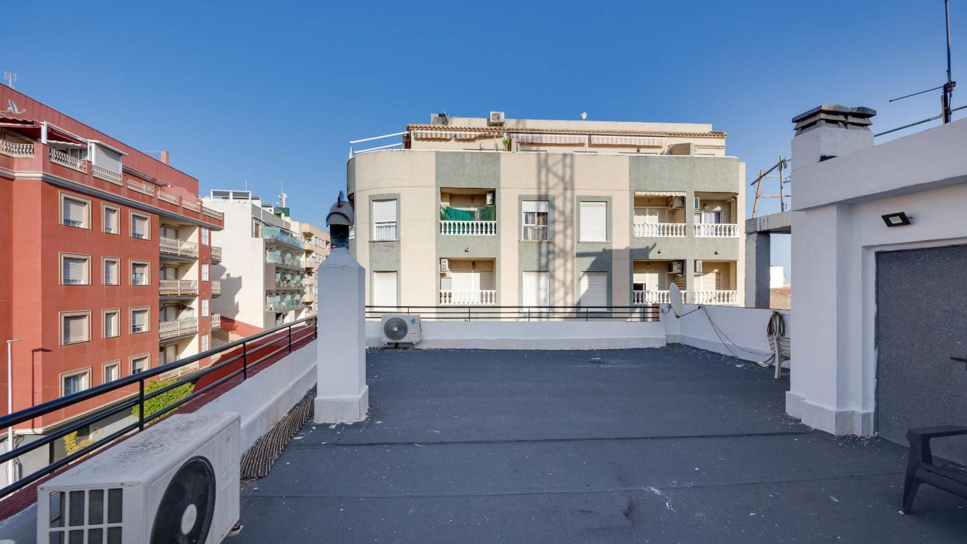 Gebraucht - Wohnung - Torrevieja - Patricio Perez 79