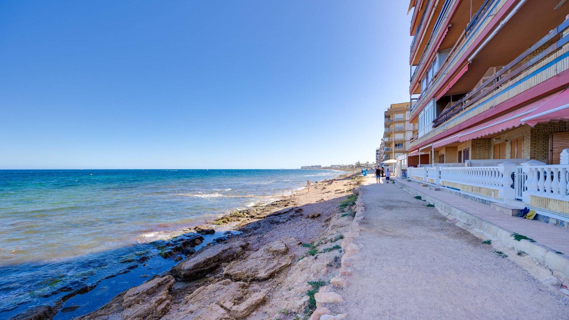 Gebraucht - Wohnung - Torrevieja - Playa de los Naufragos