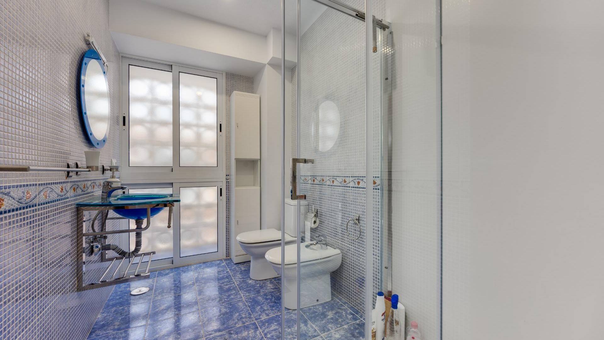Gebraucht - Wohnung - Torrevieja - Playa de los Naufragos