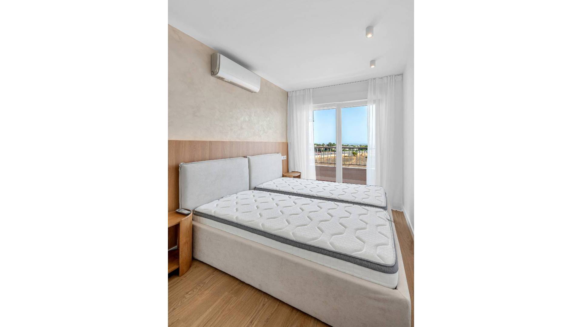 Gebraucht - - WOHNUNG - Torrevieja - 