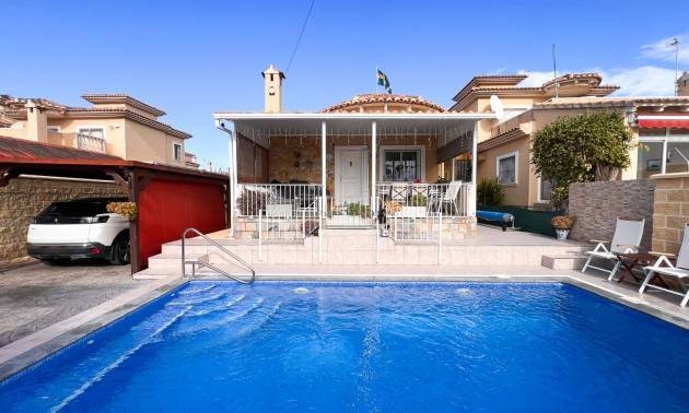 House - Townhouse - Second hand - Torrevieja - Torrevieja
