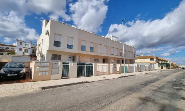 Huis - Stadswoning - Tweedehands - Orihuela Costa - Los Dolses