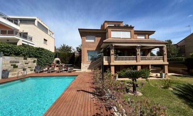 Independent villa - Second hand - Alicante - Cabo de las Huertas