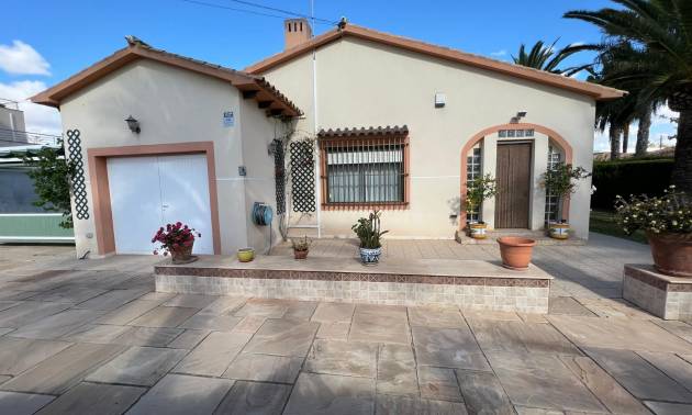 Independent villa - Second hand - Orihuela - Cabo Roig