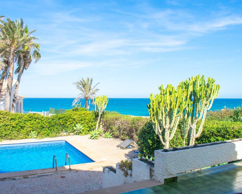 Independent villa · Second hand · Orihuela Costa · Cabo Roig