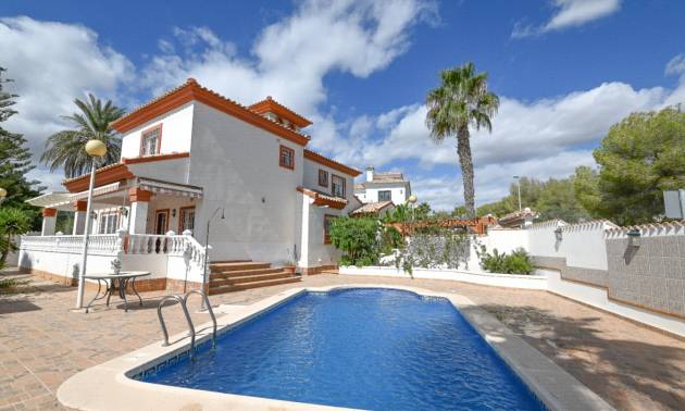 Independent villa - Second hand - Orihuela Costa - Campoamor