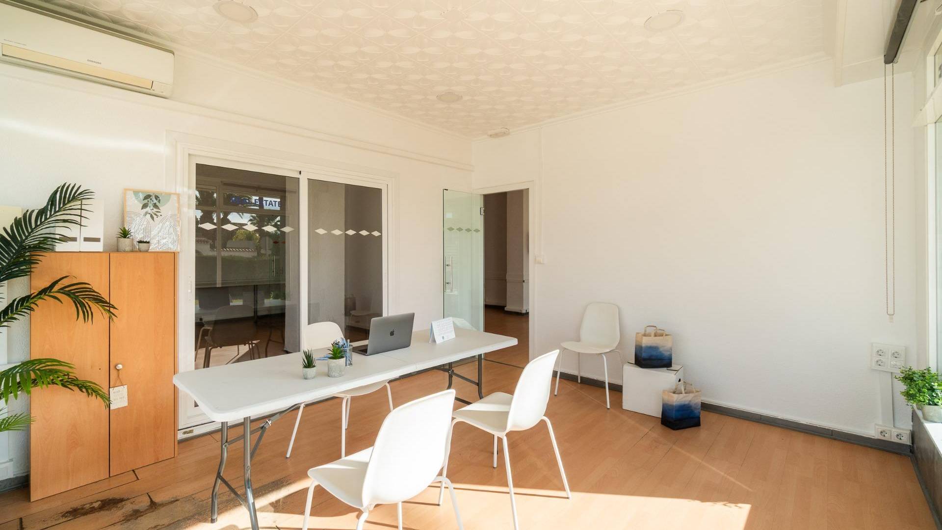 Langzeitvermietung - Locaux commerciaux - Orihuela Costa - La Zenia