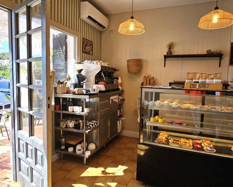 Local Comercial · Segunda Mano · Teulada · Teulada