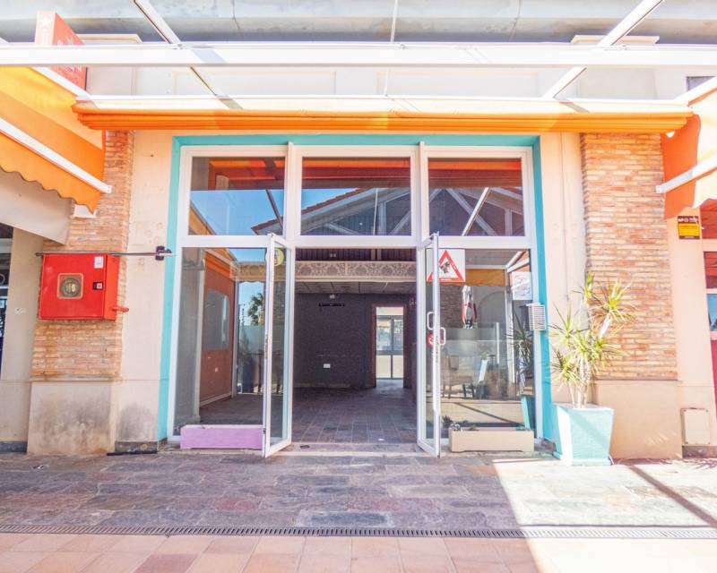 Locaux commerciaux · Gebraucht · La Finca Golf · Algorfa