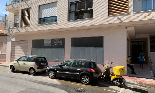Locaux commerciaux - Nouvelle construction - Guardamar del Segura - Guardamar pueblo
