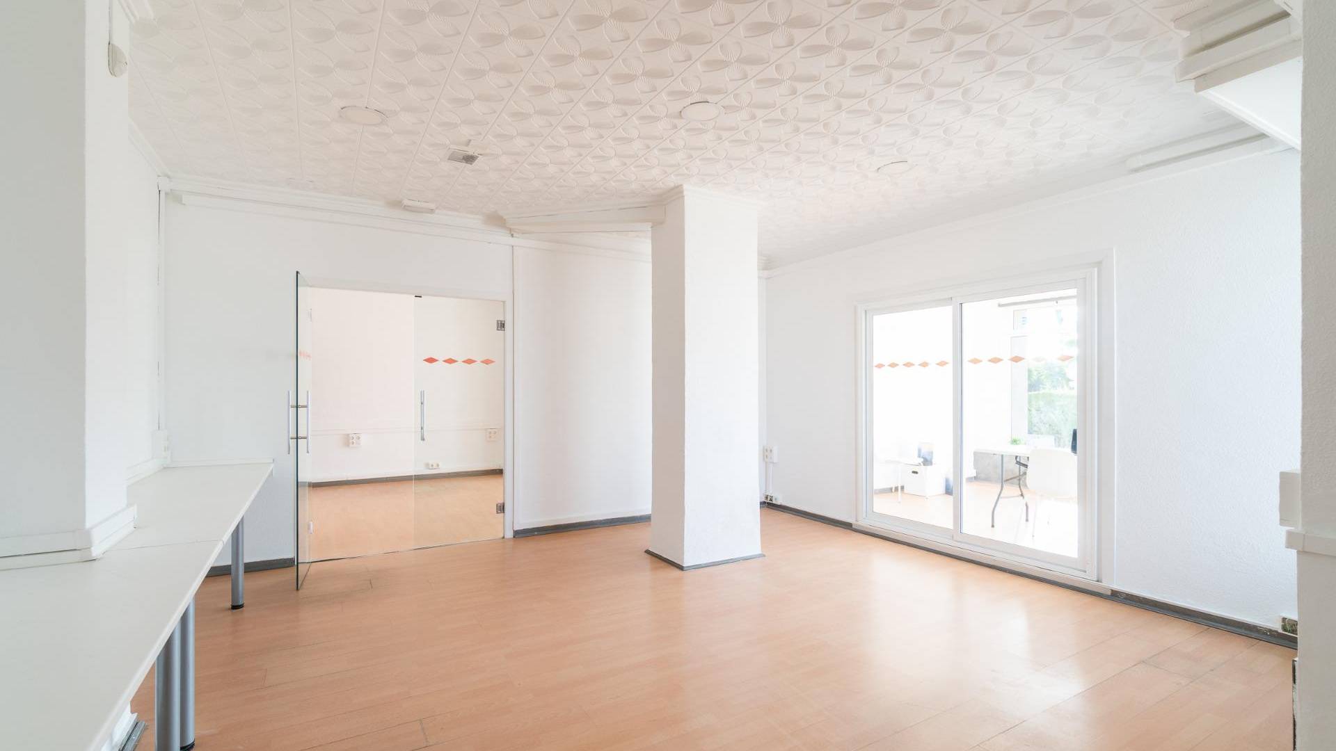 Long time Rental - Commercial premises - Orihuela Costa - La Zenia