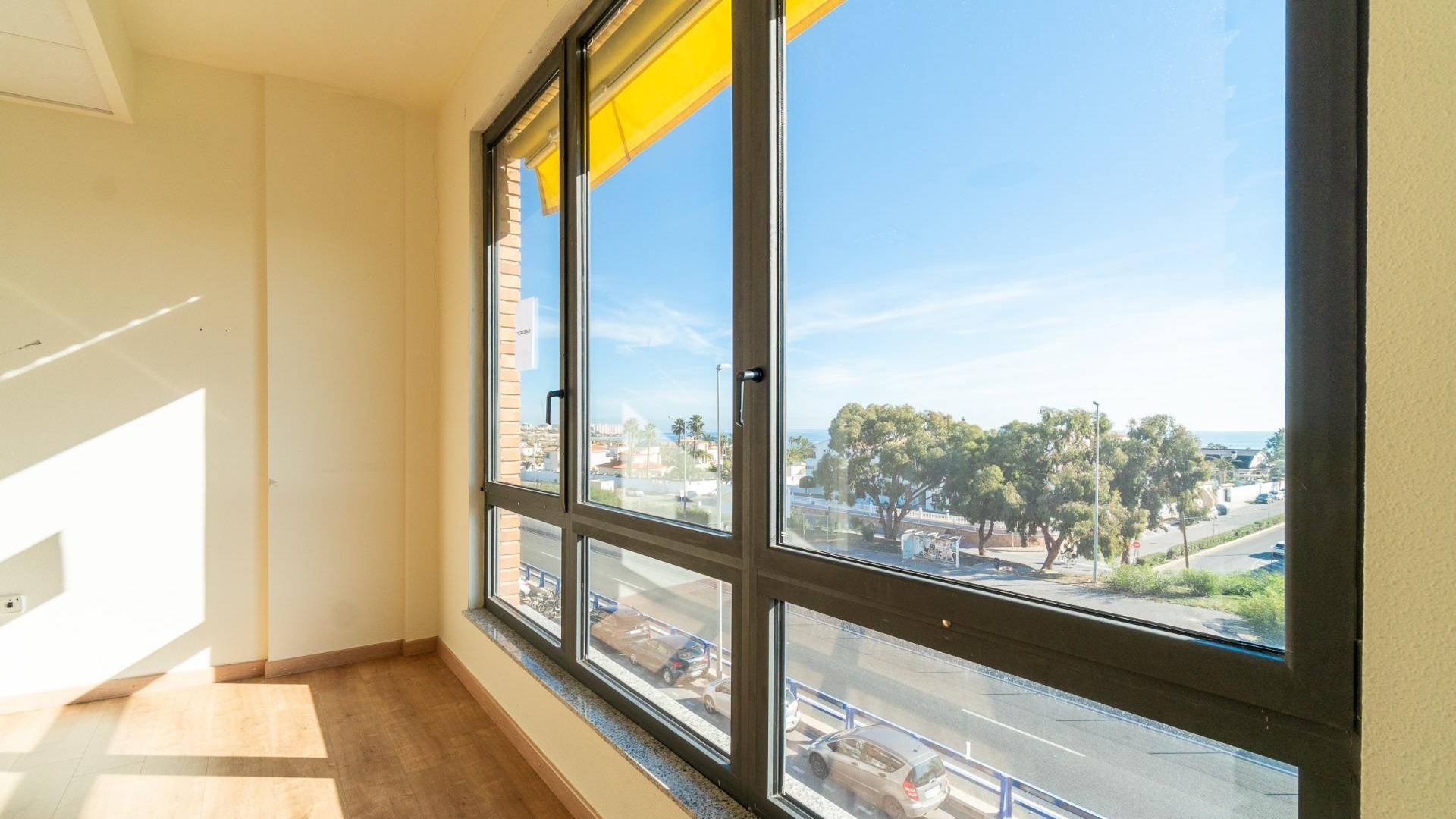 Long time Rental - Commercial premises - Orihuela Costa - Playa Flamenca