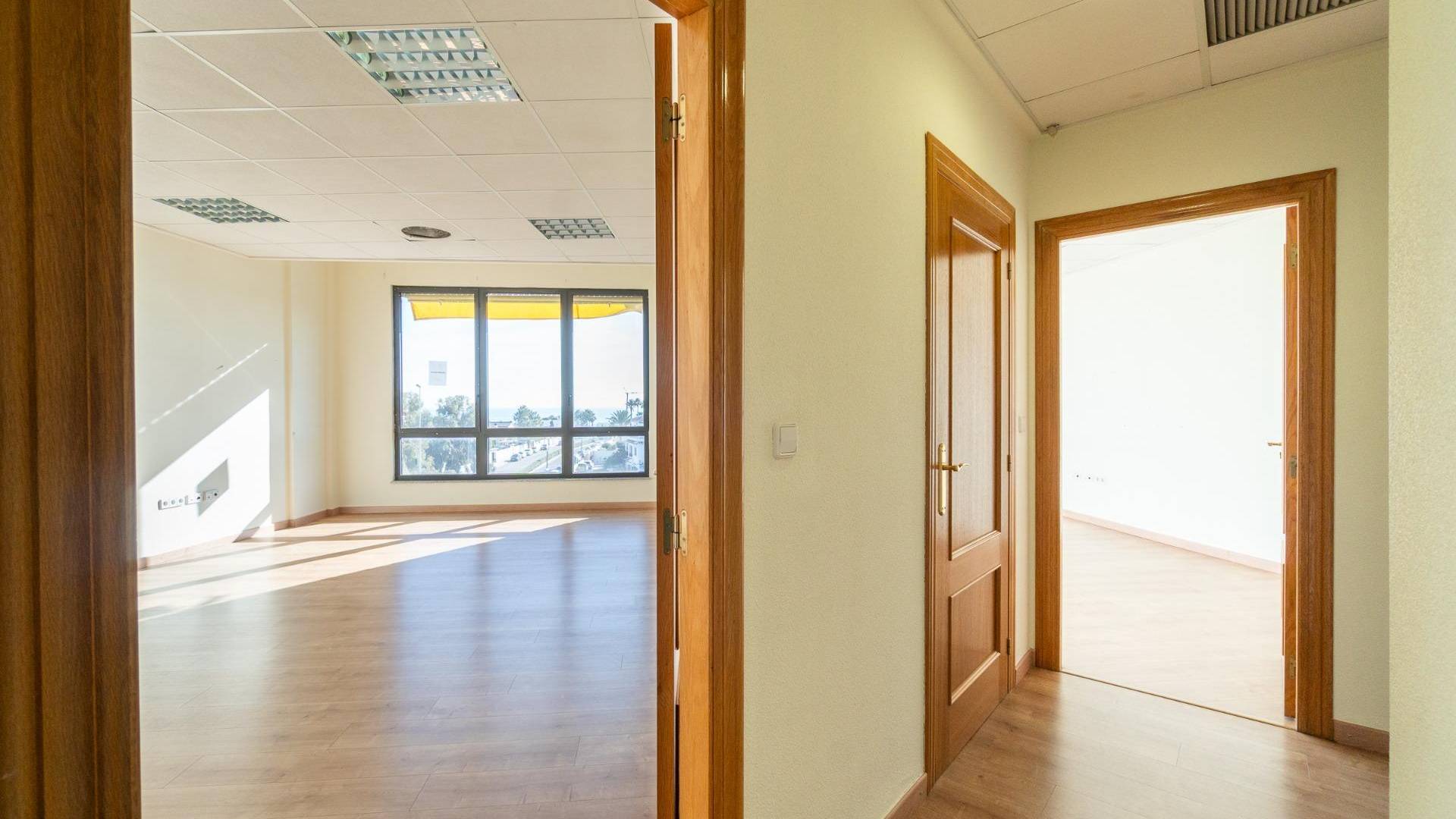 Long time Rental - Commercial premises - Orihuela Costa - Playa Flamenca