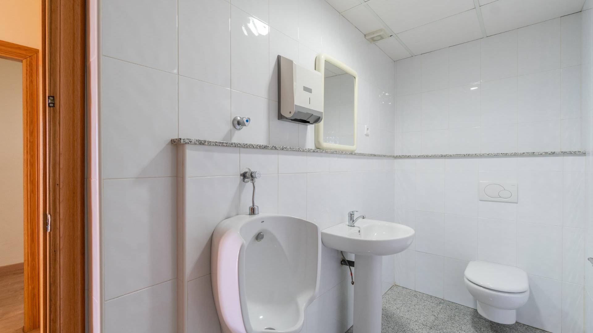 Long time Rental - Commercial premises - Orihuela Costa - Playa Flamenca