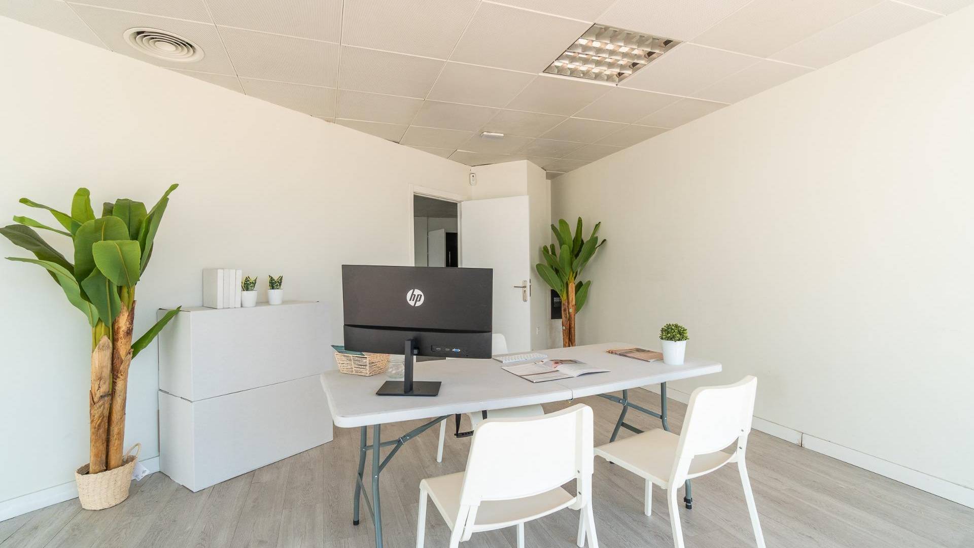 Long time Rental - Commercial premises - Orihuela Costa - Playa Flamenca