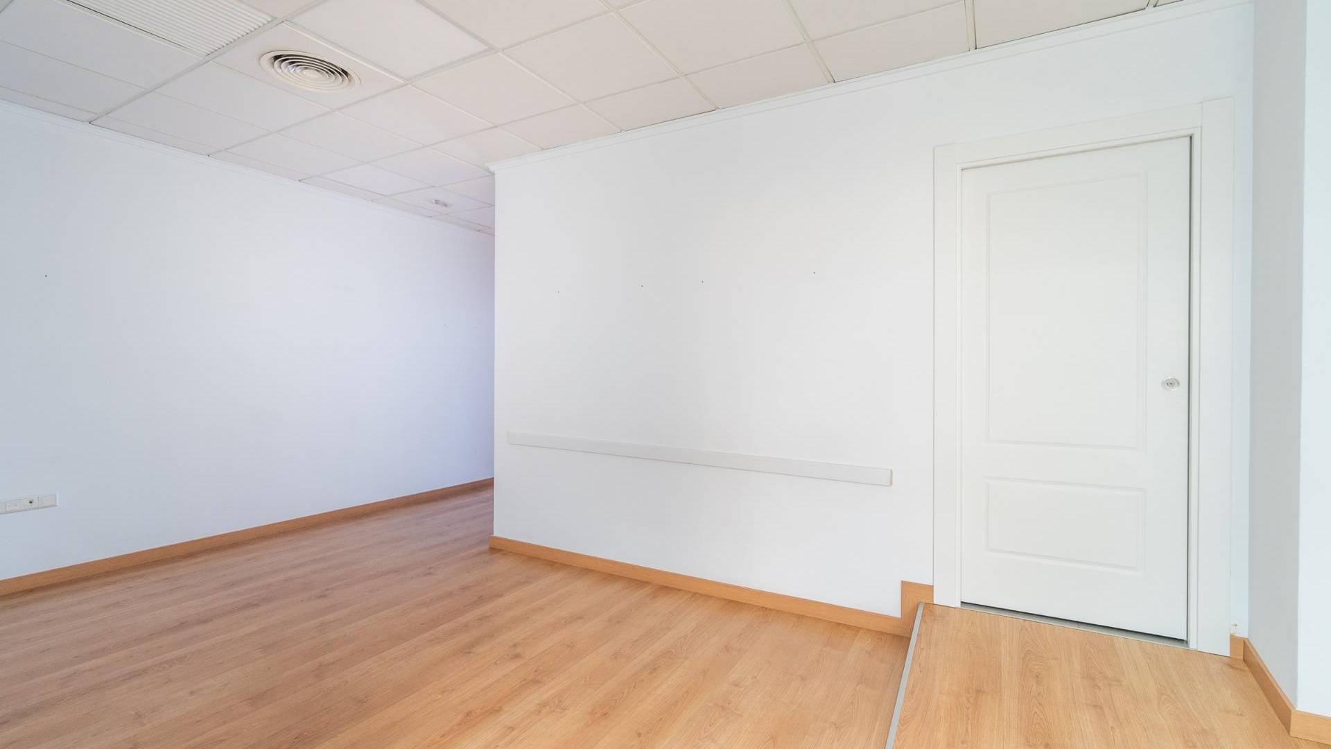 Long time Rental - Commercial premises - Orihuela Costa - Playa Flamenca
