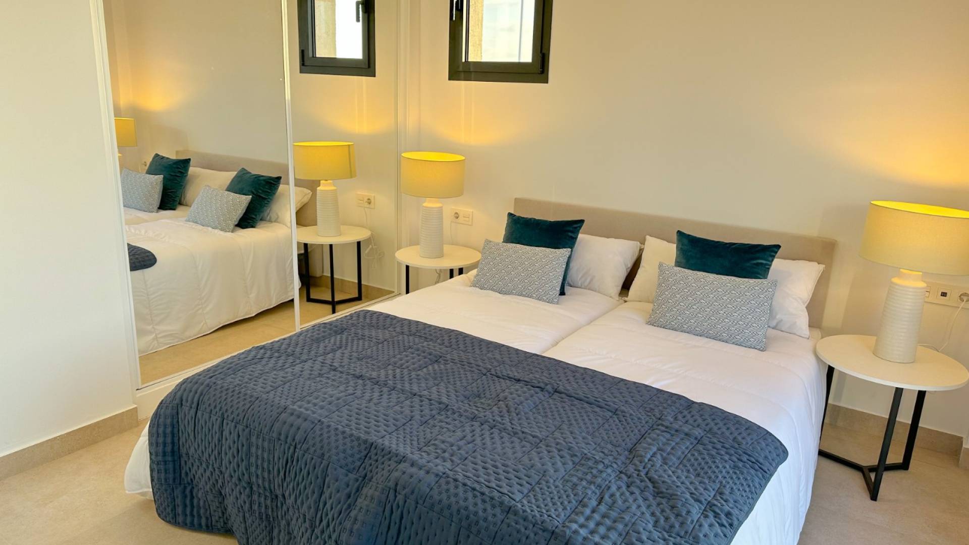 Neubau - Gefüllt - Las Cunas - Palomares - Desert Springs Resort