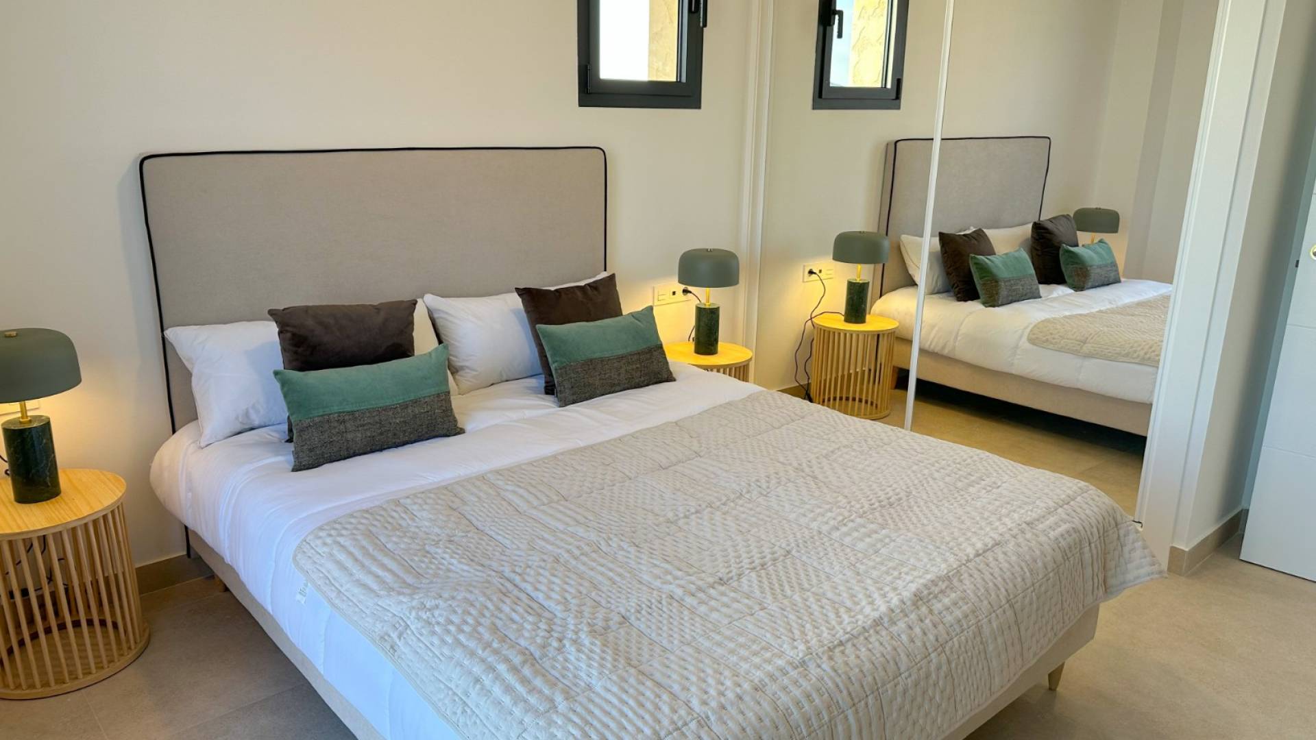 Neubau - Gefüllt - Las Cunas - Palomares - Desert Springs Resort