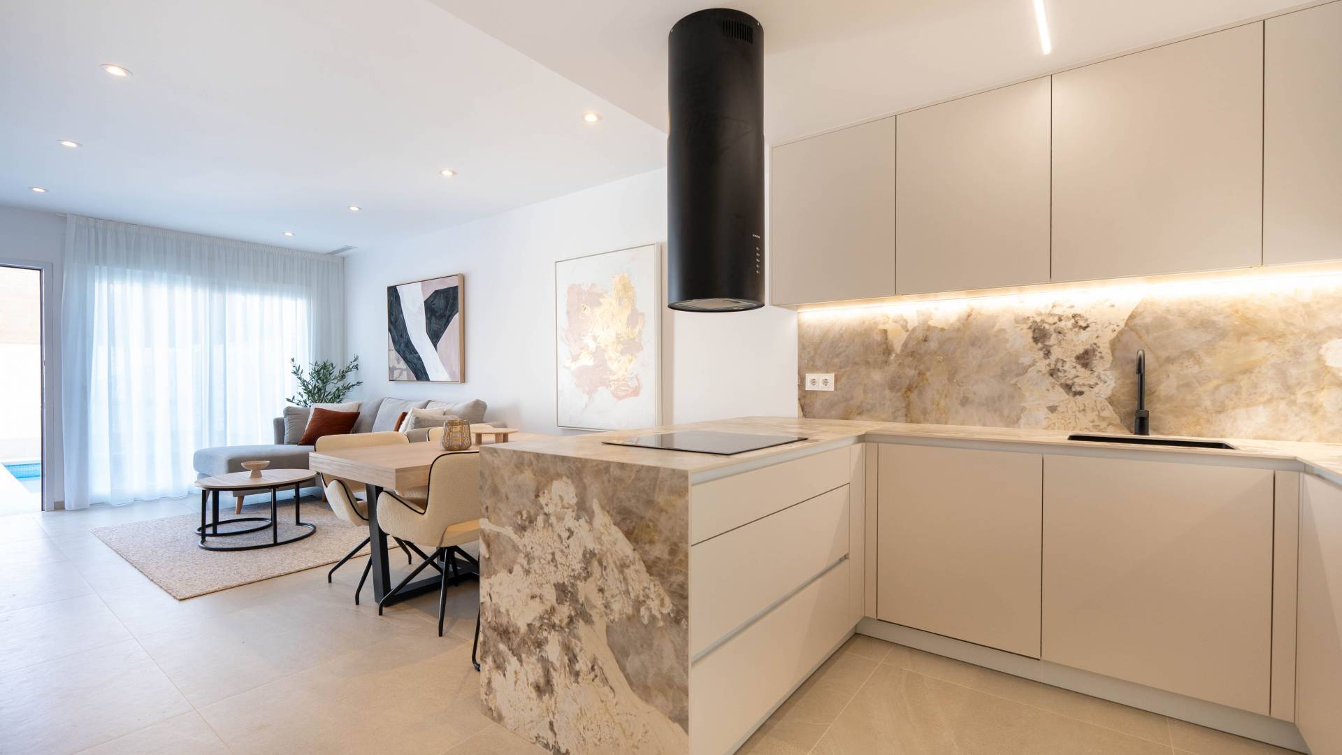 Neubau - Losgelöst - Las Esperanzas