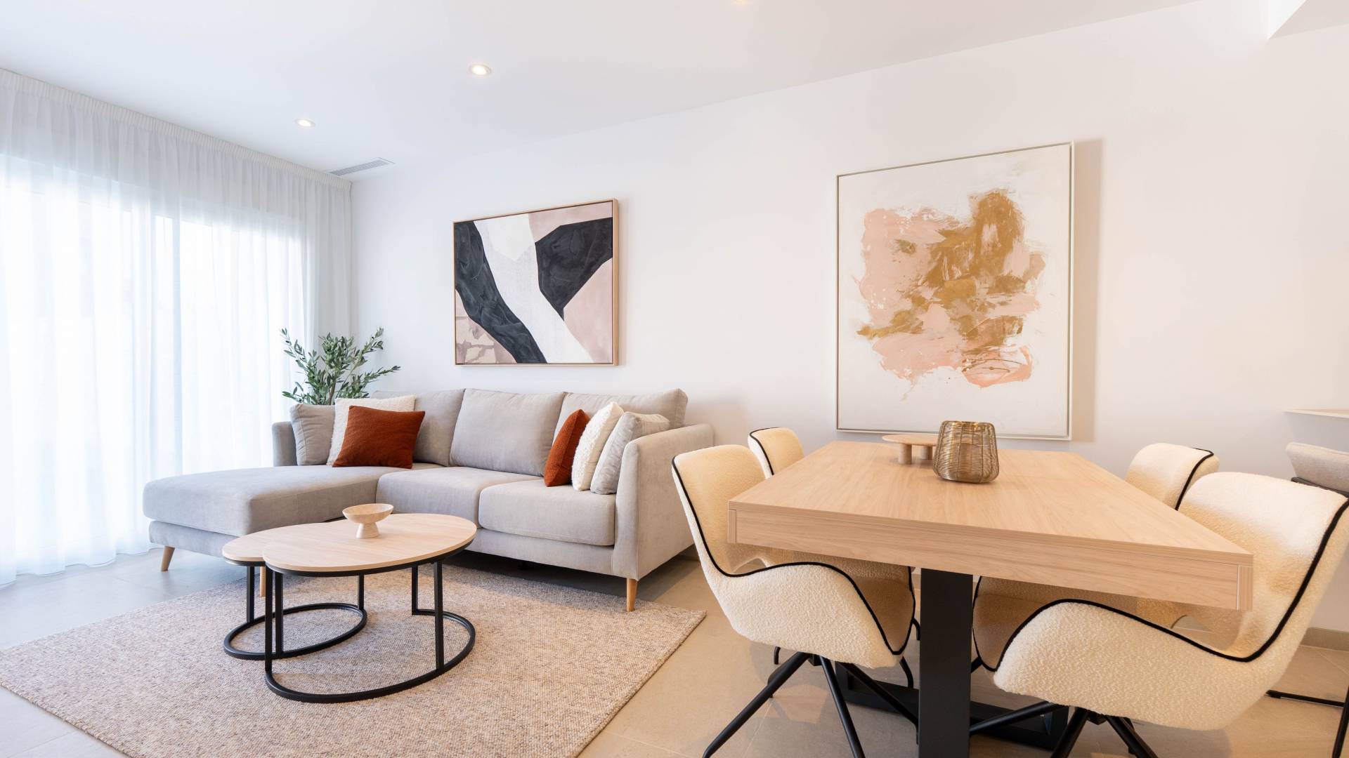 Neubau - Losgelöst - Las Esperanzas