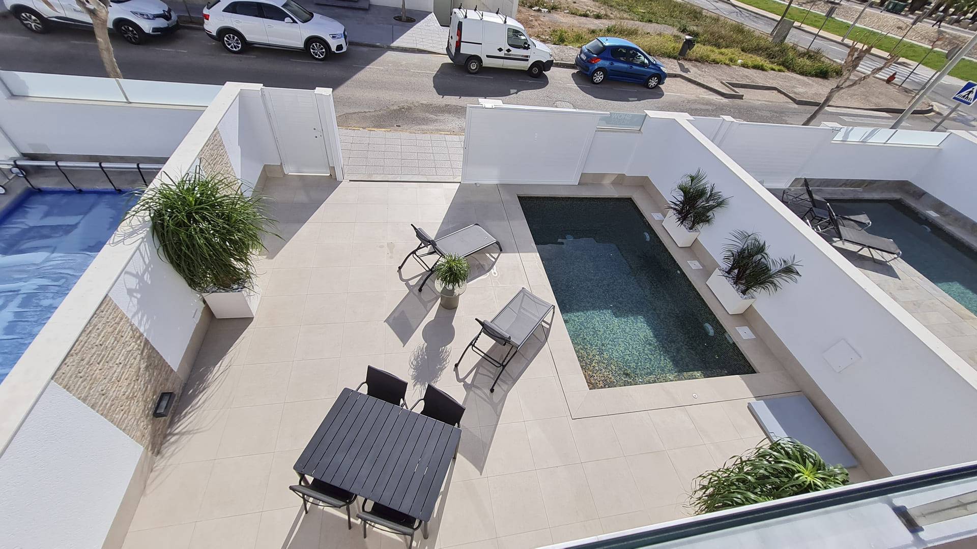 Neubau - Losgelöst - Las Esperanzas