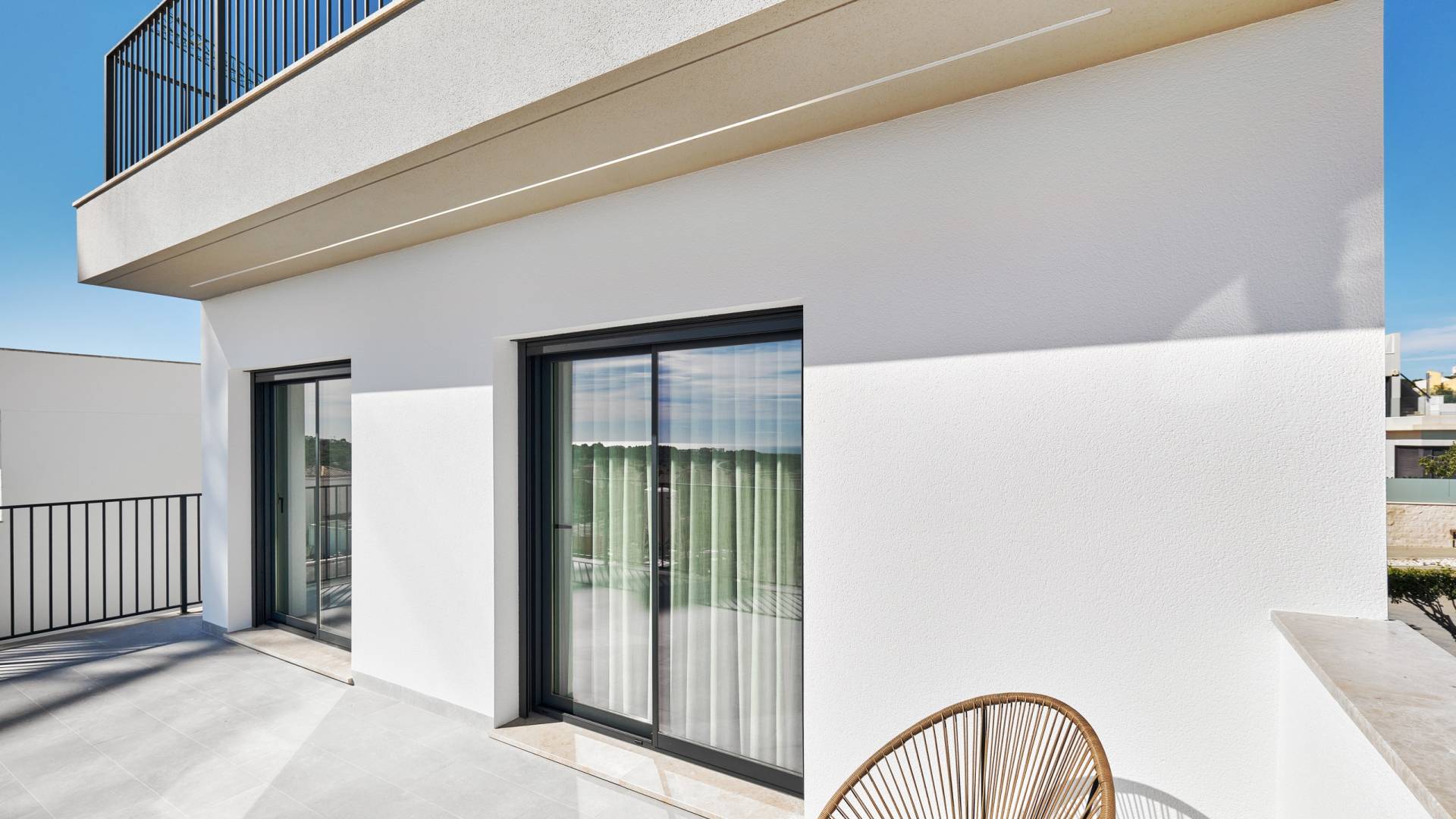 Neubau - Losgelöst - San Miguel de Salinas - 