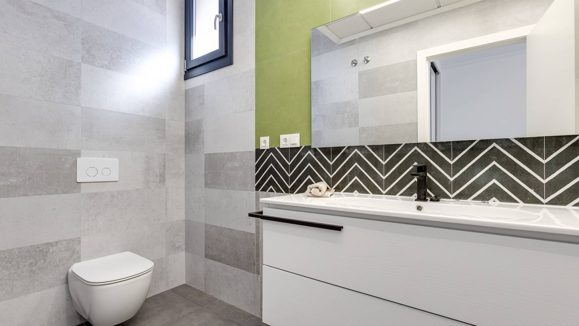 Neubau - Losgelöst - Torrevieja - La Mata