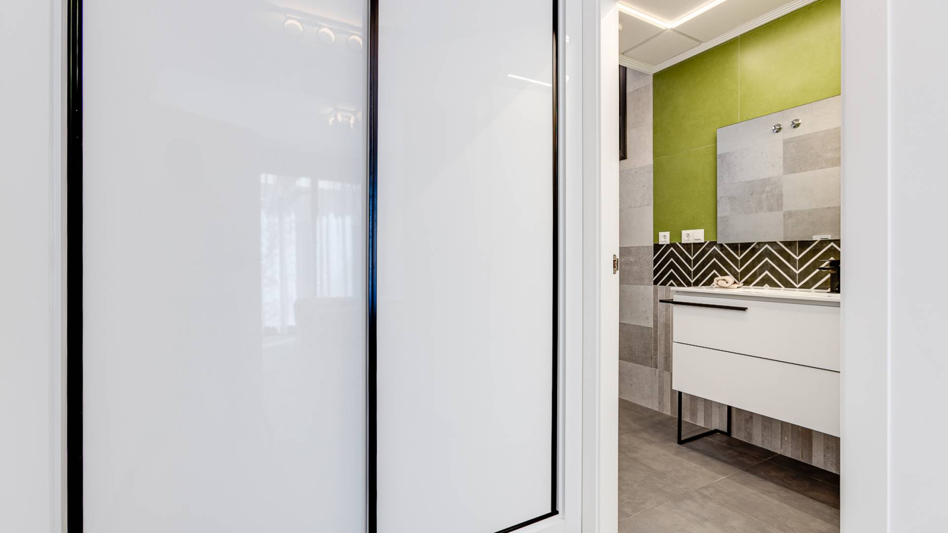 Neubau - Losgelöst - Torrevieja - La Mata