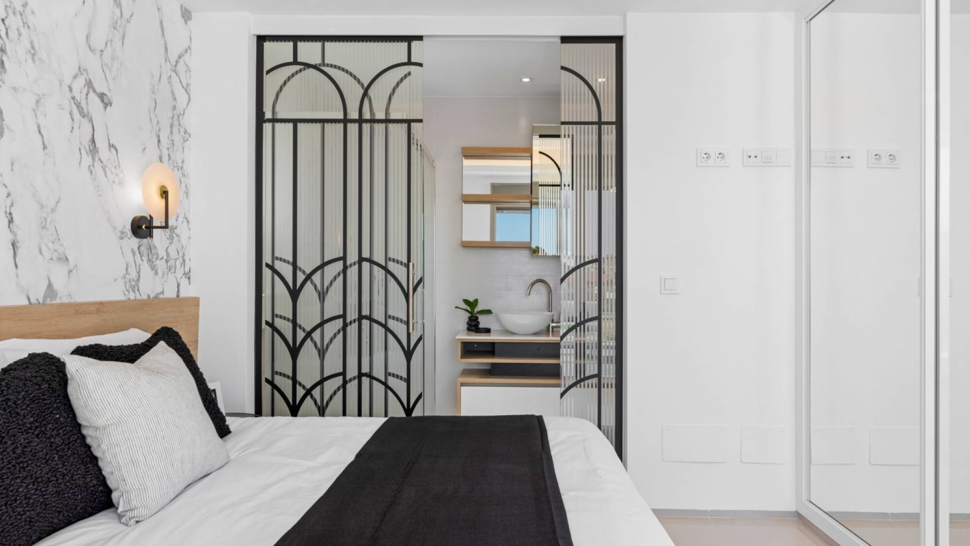 Neubau - Losgelöst - 