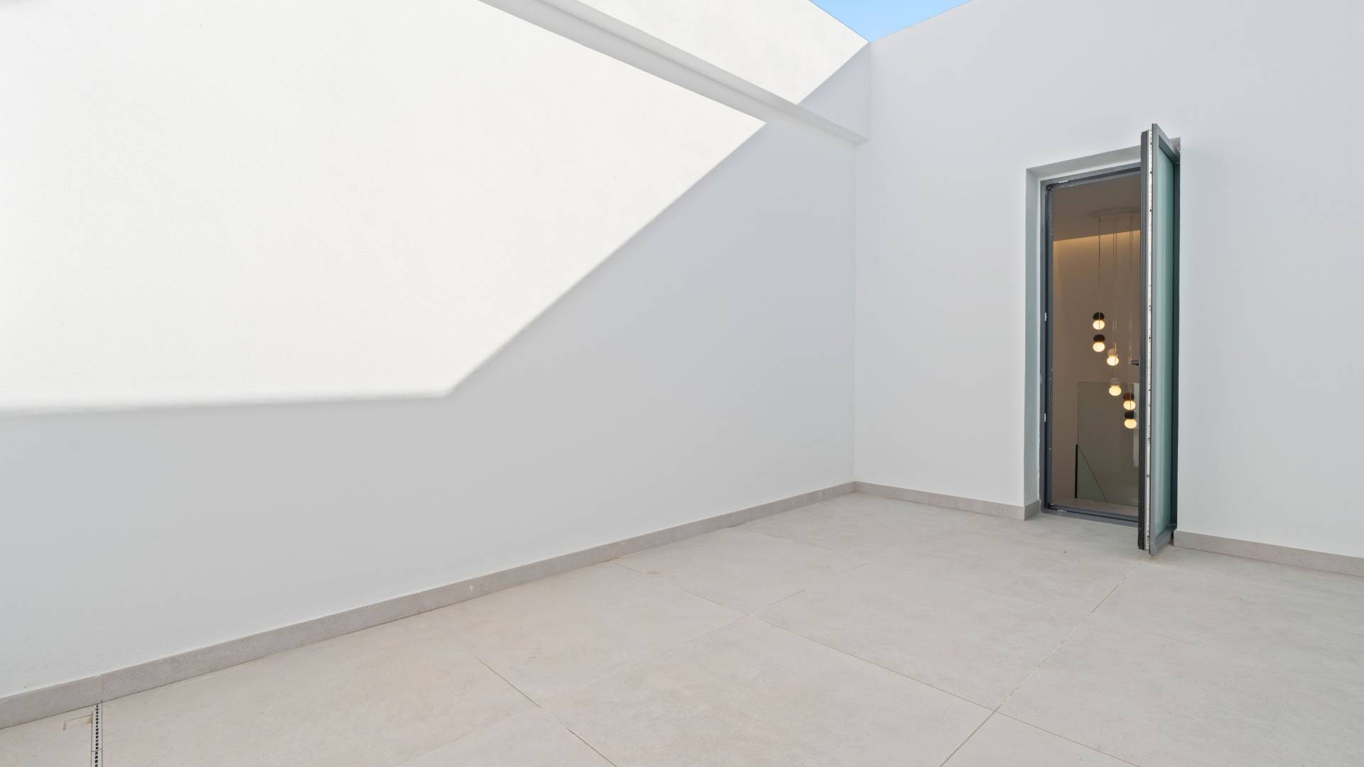 Neubau - Unabhängige Villa - Benidorm