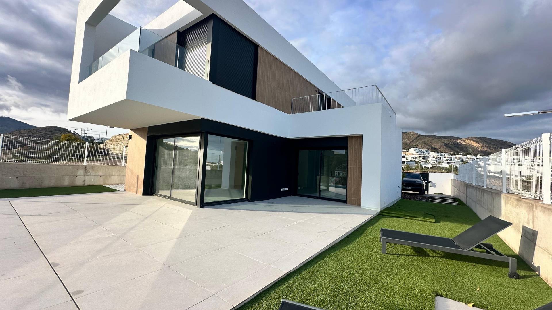 Neubau - Unabhängige Villa - Finestrat
