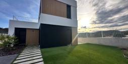 Neubau - Unabhängige Villa - Finestrat