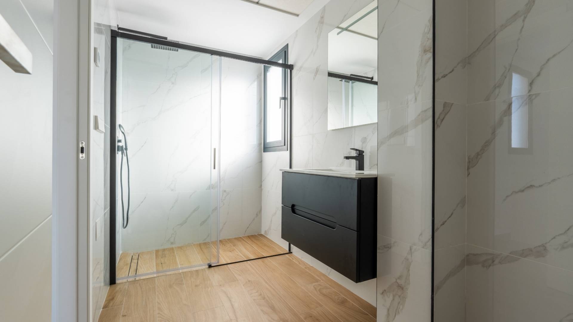 Neubau - Unabhängige Villa - La Finca Golf