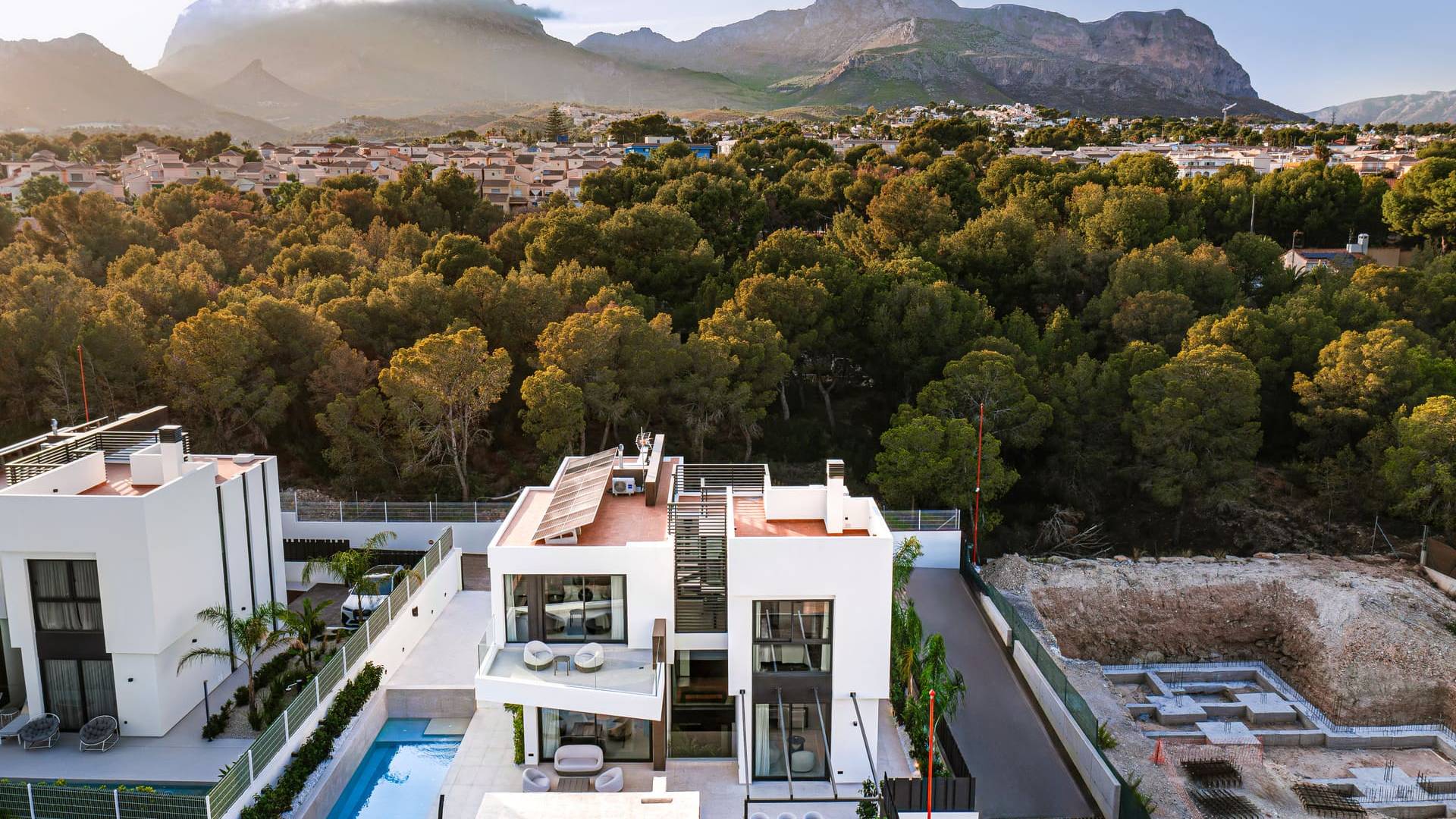 Neubau - Unabhängige Villa - La Nucía