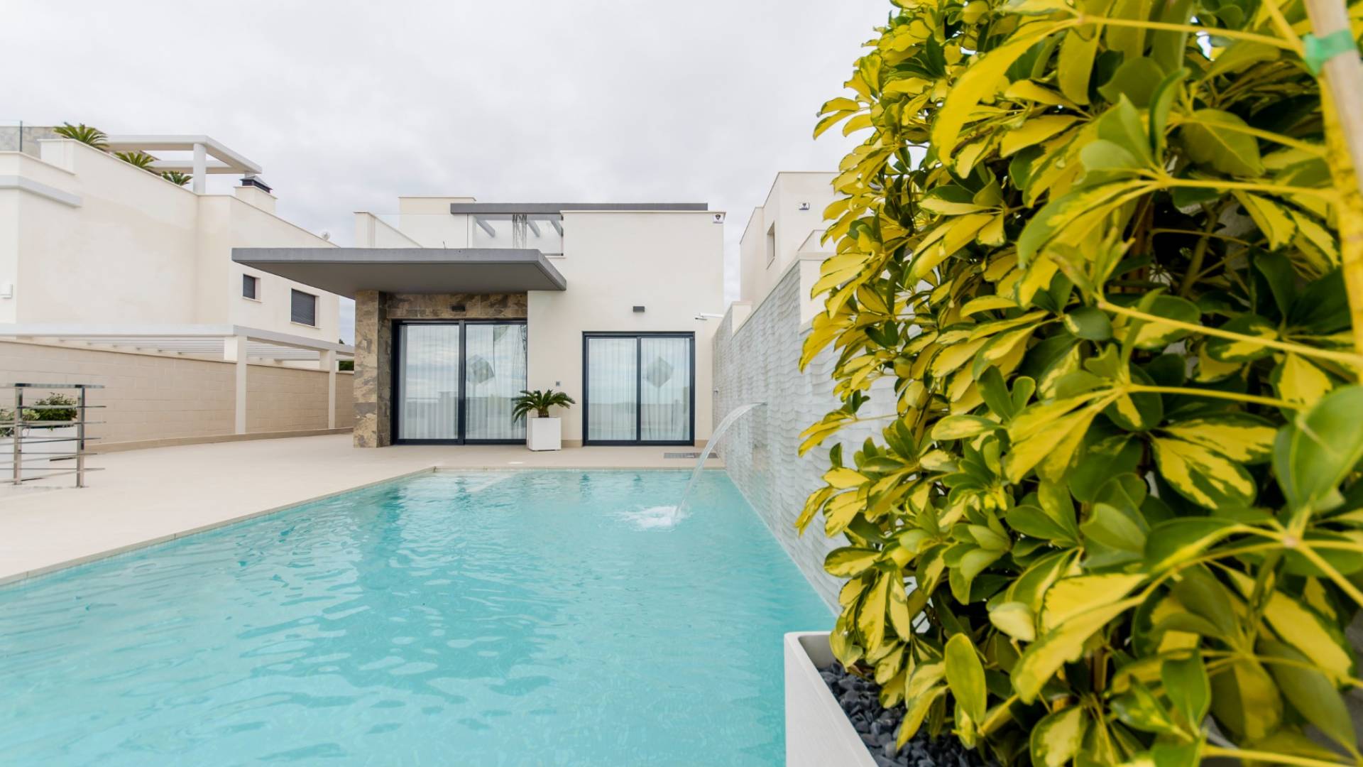 Neubau - Unabhängige Villa - San Miguel de Salinas - 