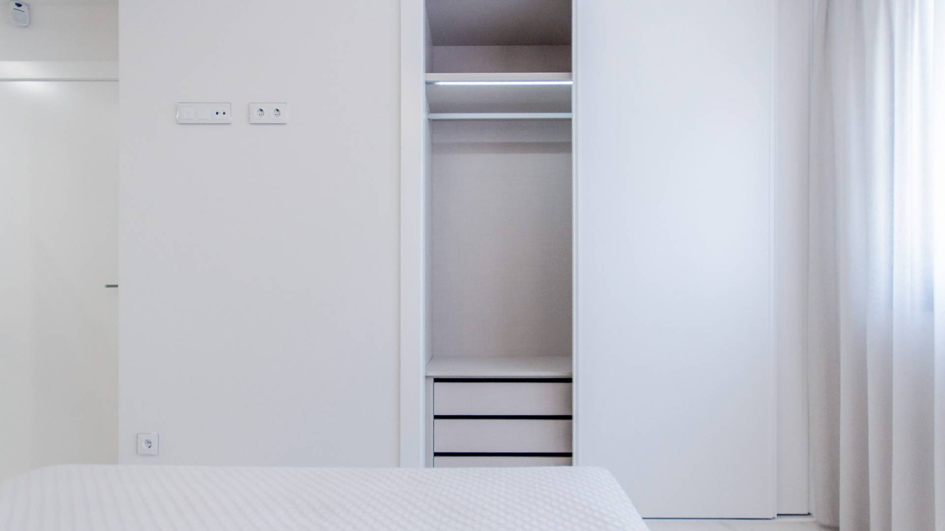 Neubau - Unabhängige Villa - San Miguel de Salinas - 