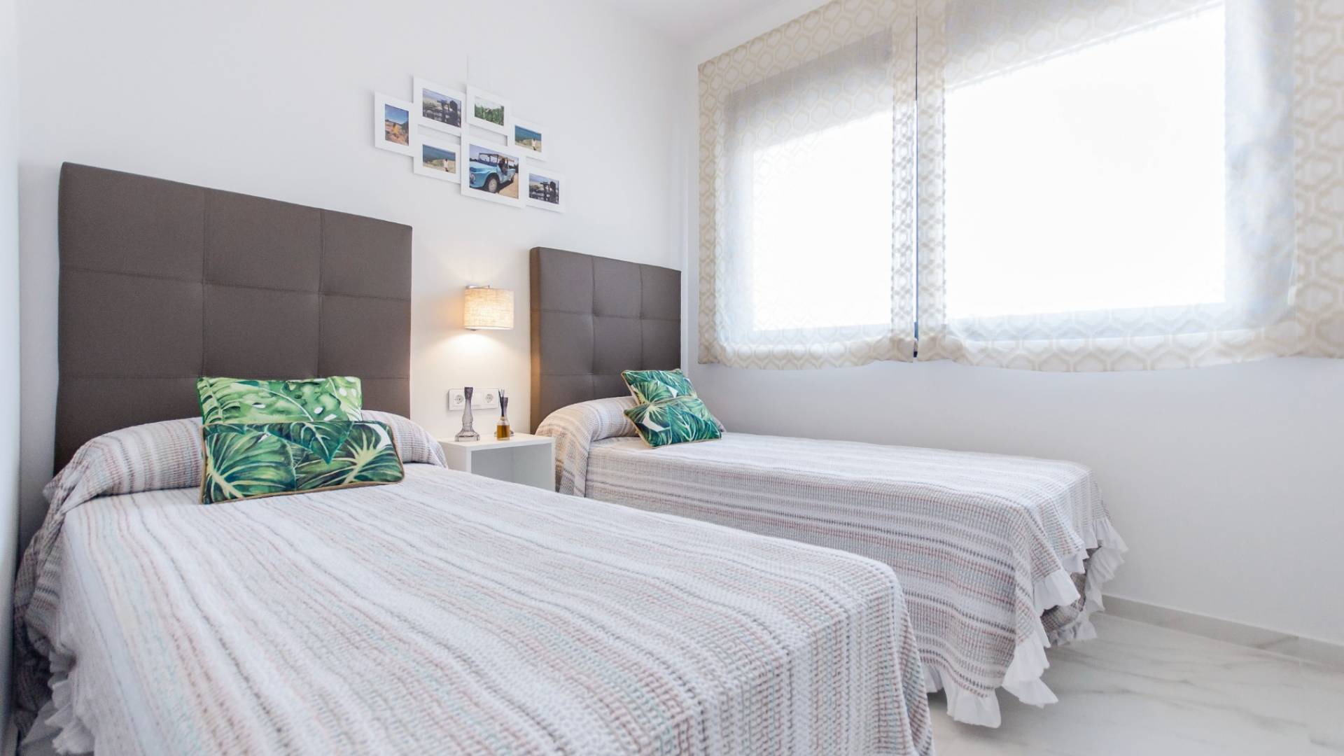 Neubau - Unabhängige Villa - San Miguel de Salinas - 