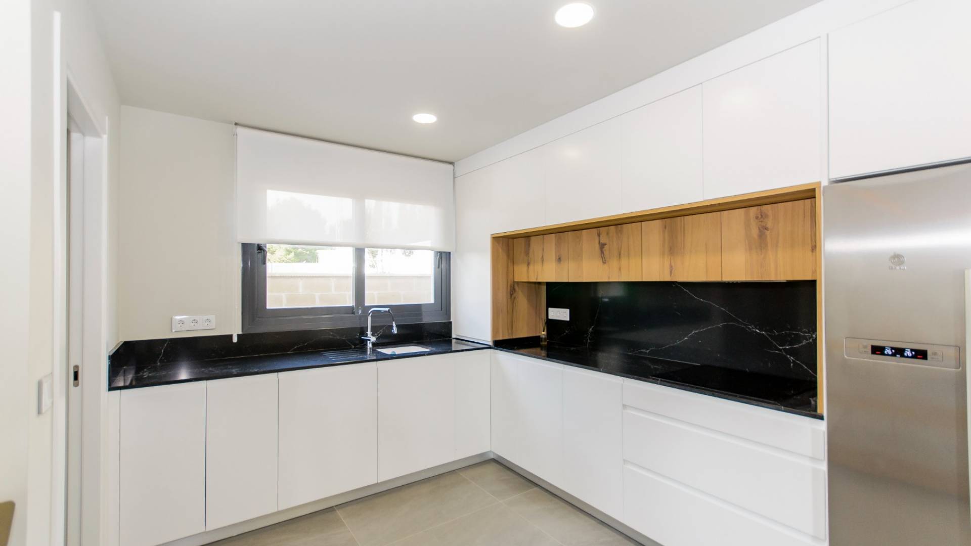 Neubau - Unabhängige Villa - San Miguel de Salinas - 