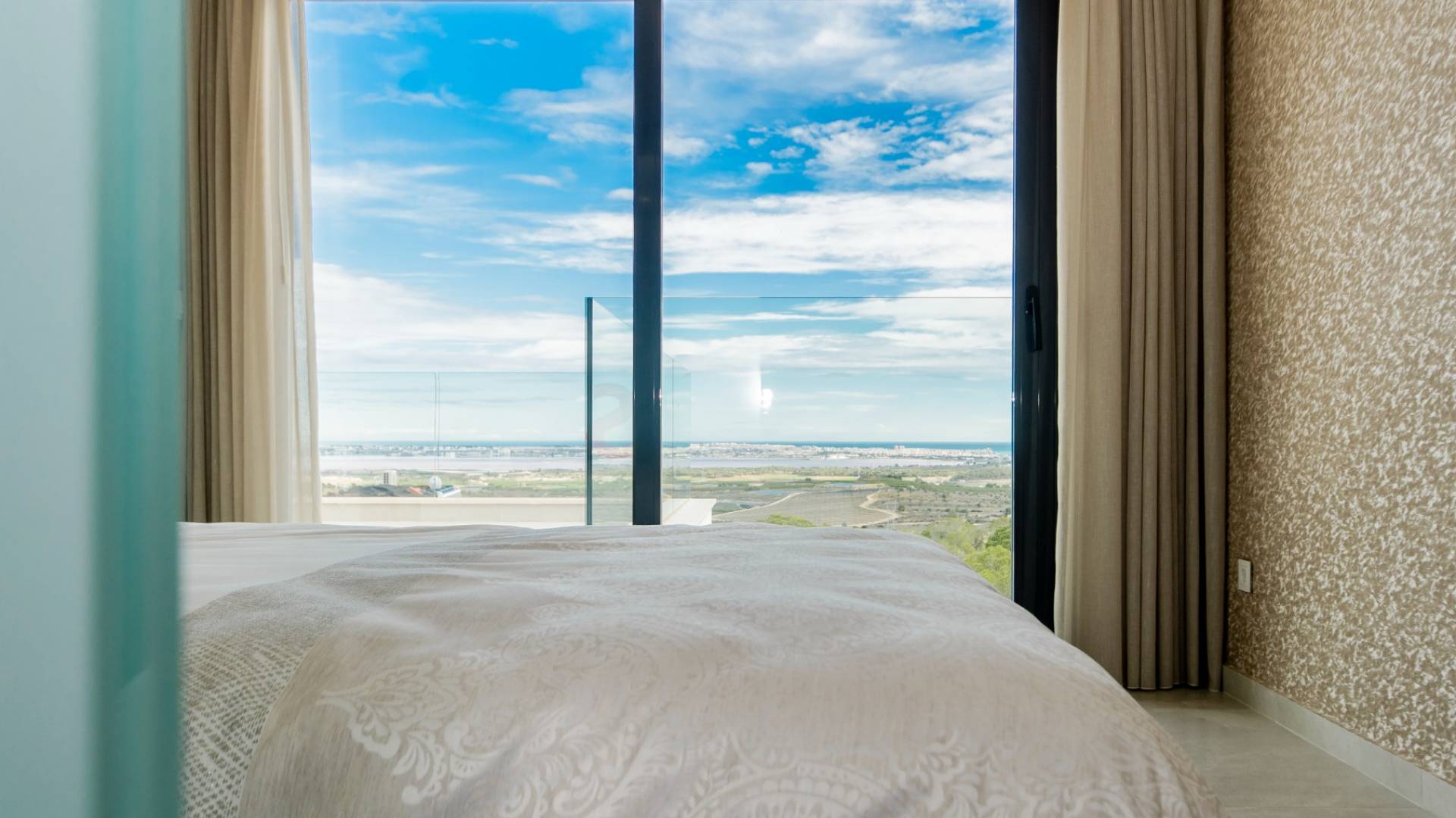 Neubau - Unabhängige Villa - San Miguel de Salinas - 