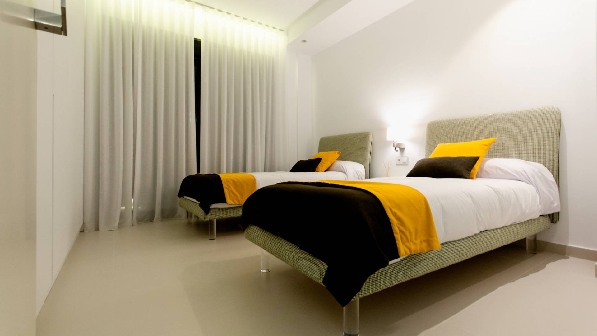 Neubau - Unabhängige Villa - San Miguel de Salinas - 