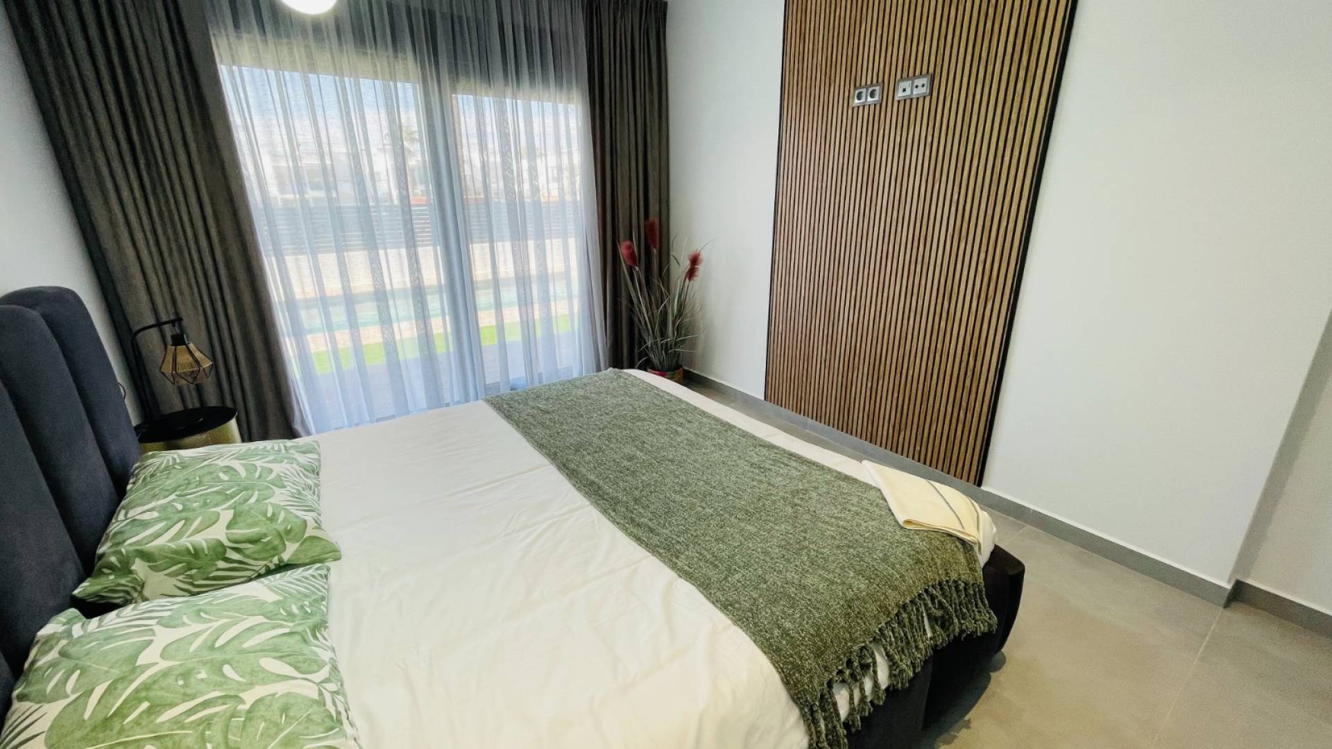 Neubau - Unabhängige Villa - Torrevieja