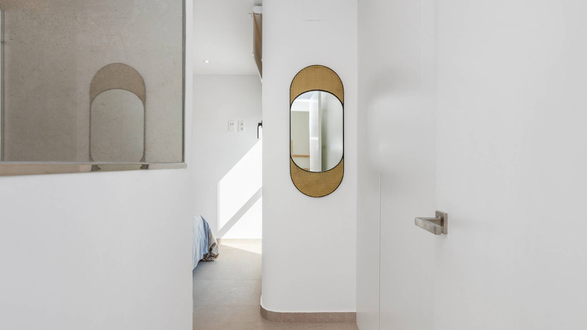 Neubau - Unabhängige Villa - 