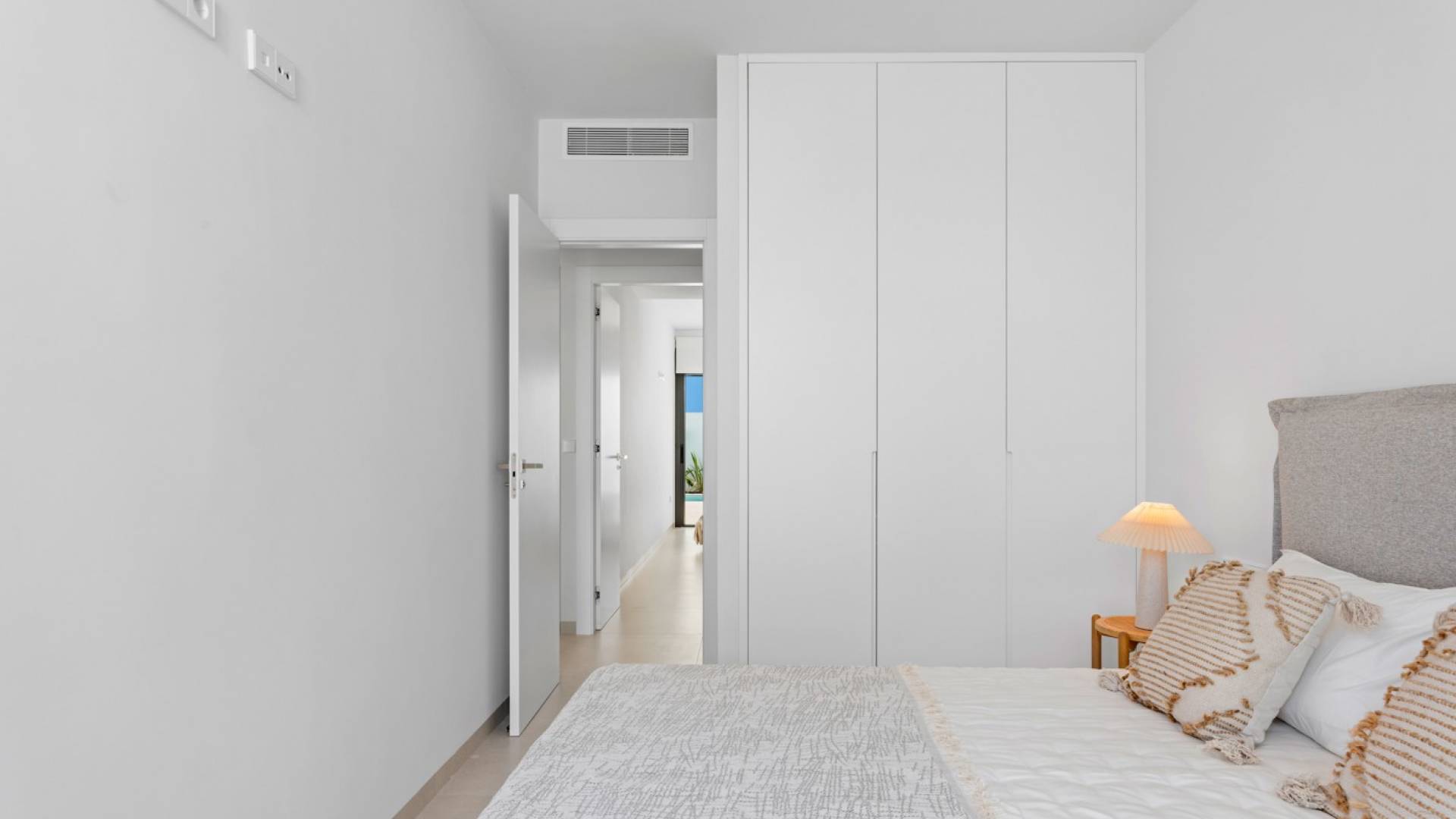 Neubau - Unabhängige Villa - 