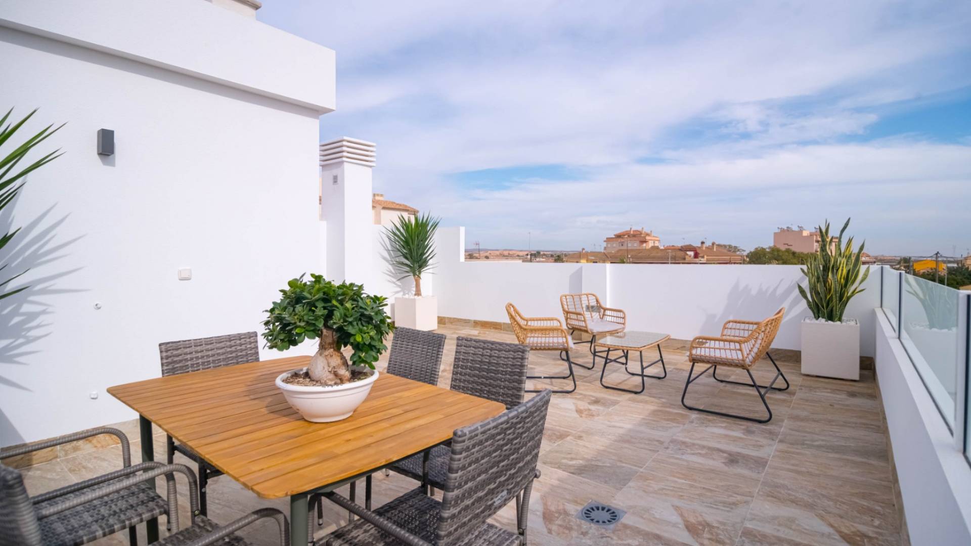 Neubau - Unabhängige Villa - 